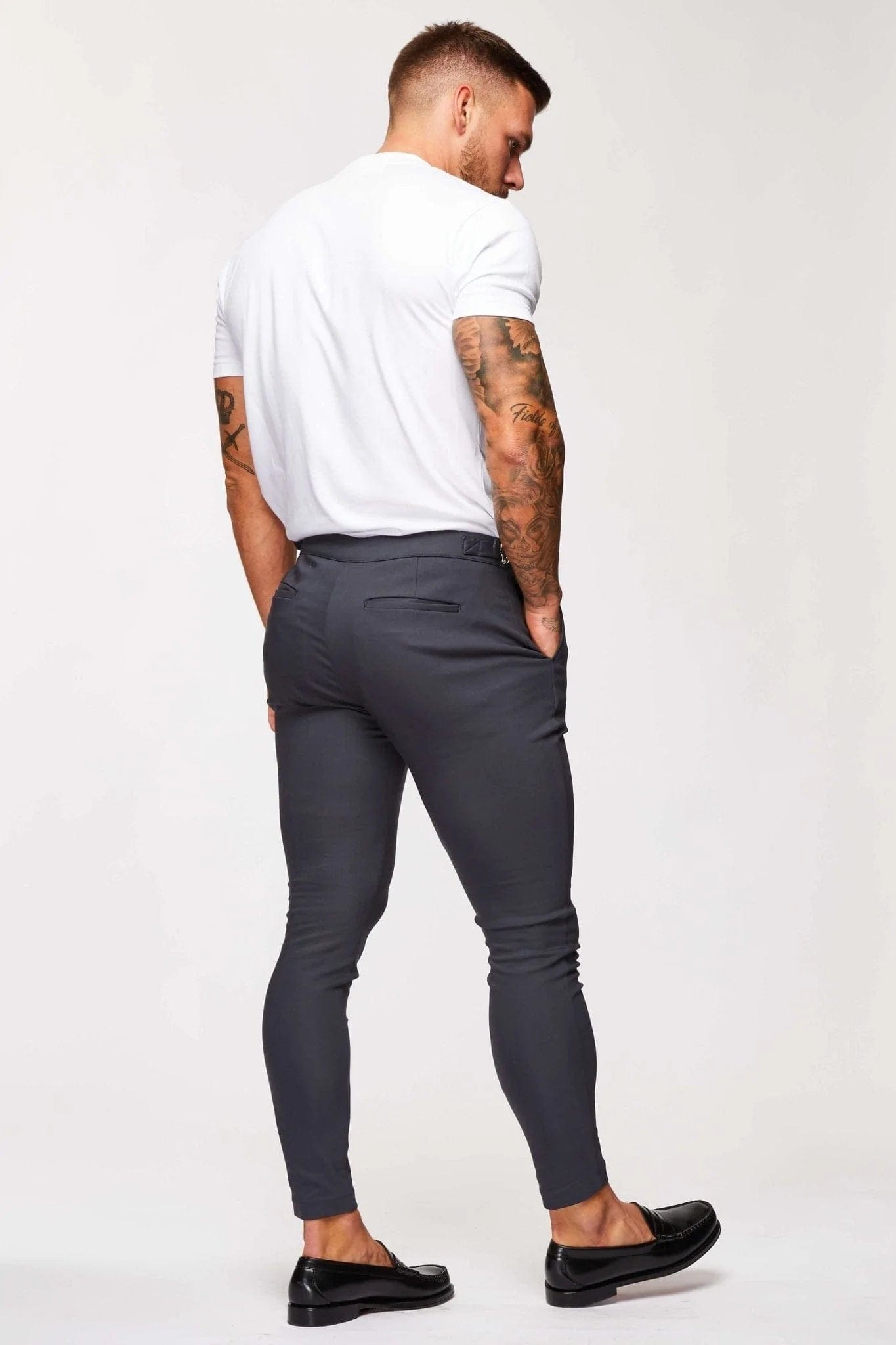 Calça Alfaiataria Masculina, Calça Social Masculina, Calça de Alfaiataria Masculina, Calça Masculina Elegante, Calça Masculina Casual Chic, Calça Alfaiataria Masculina Slim, Calça Social Masculina para Trabalho, Calça Masculina de Tecido Fino, Calça Masculina para Evento Formal, Calça Clássica Masculina,