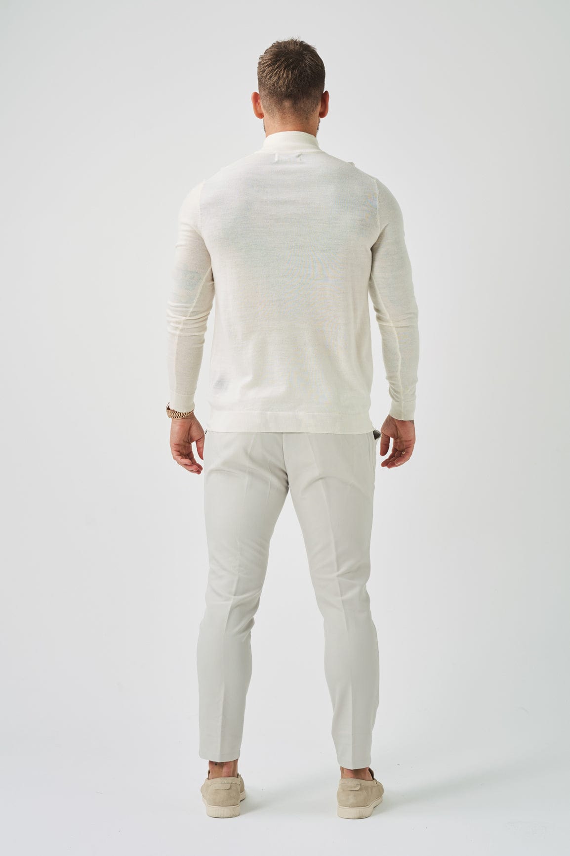 SUÉTER DE TRICÔ COM ZÍPER DE UM QUARTO - OFF WHITE